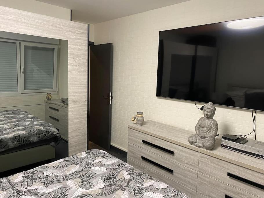 Au Petit Bonheur Imprevu Apartment Дуе Екстериор снимка